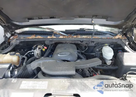 2003 Chevrolet Avalanche 1500 из США, поврежденный, VIN 3GNEC13T23G143547